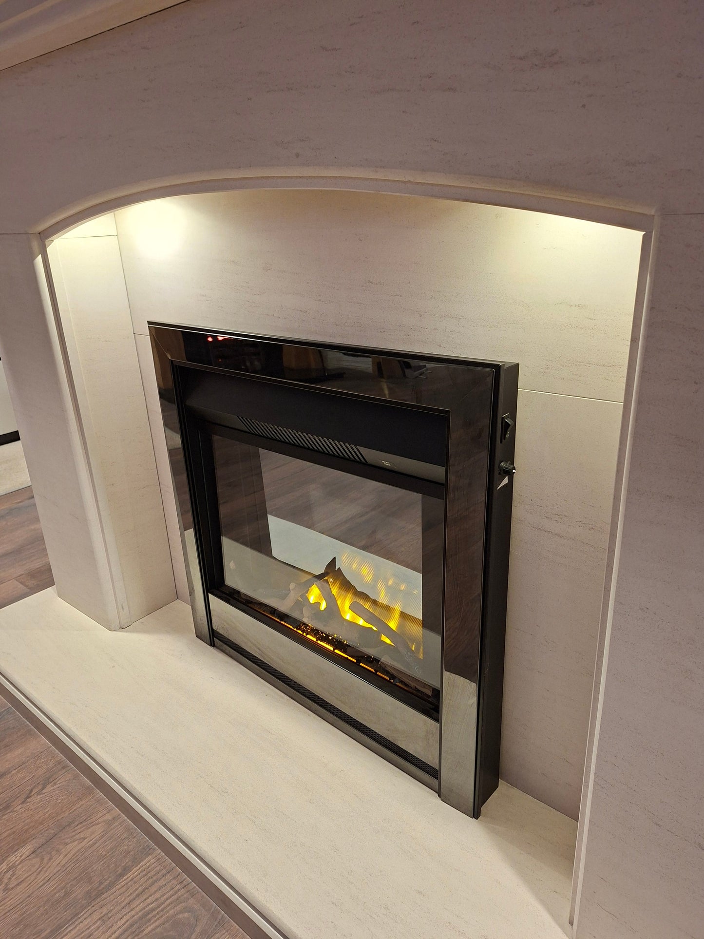 Evonic Argenta 22 EX DISPLAY Electric Fire Only